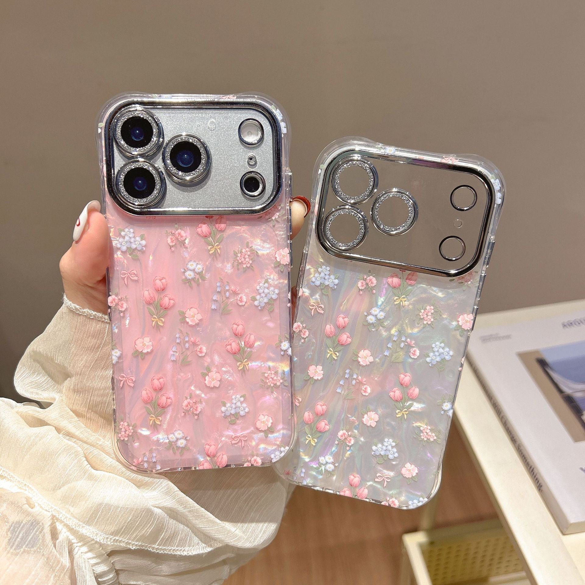 iPhoneケース うる艶フラワー おしゃれデザイン 透明感 チューリップ花柄キラキラ スマホケース