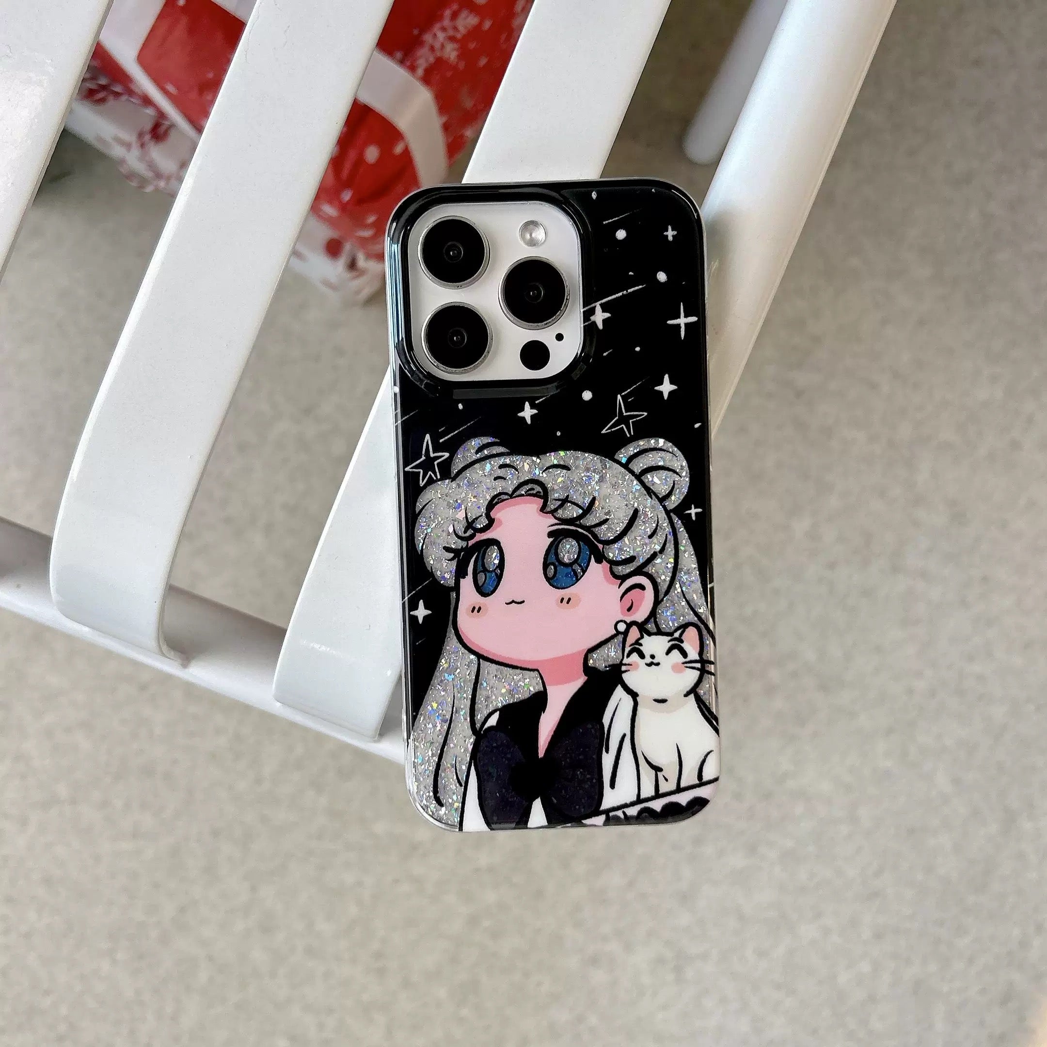iPhoneケース かわいい 女の子 白猫 キラキラ ブラック スマホケース