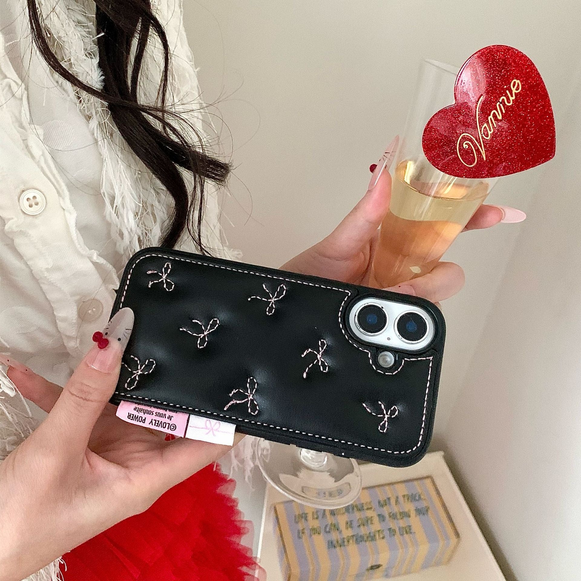iPhoneケース おしゃれ 高級感 革質 結び目 リボン ハート ブラック スマホケース