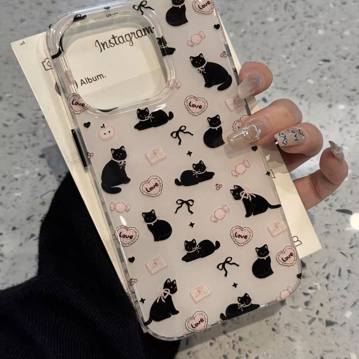 iPhoneケース かわいい 黒猫 ホワイト スマホケース