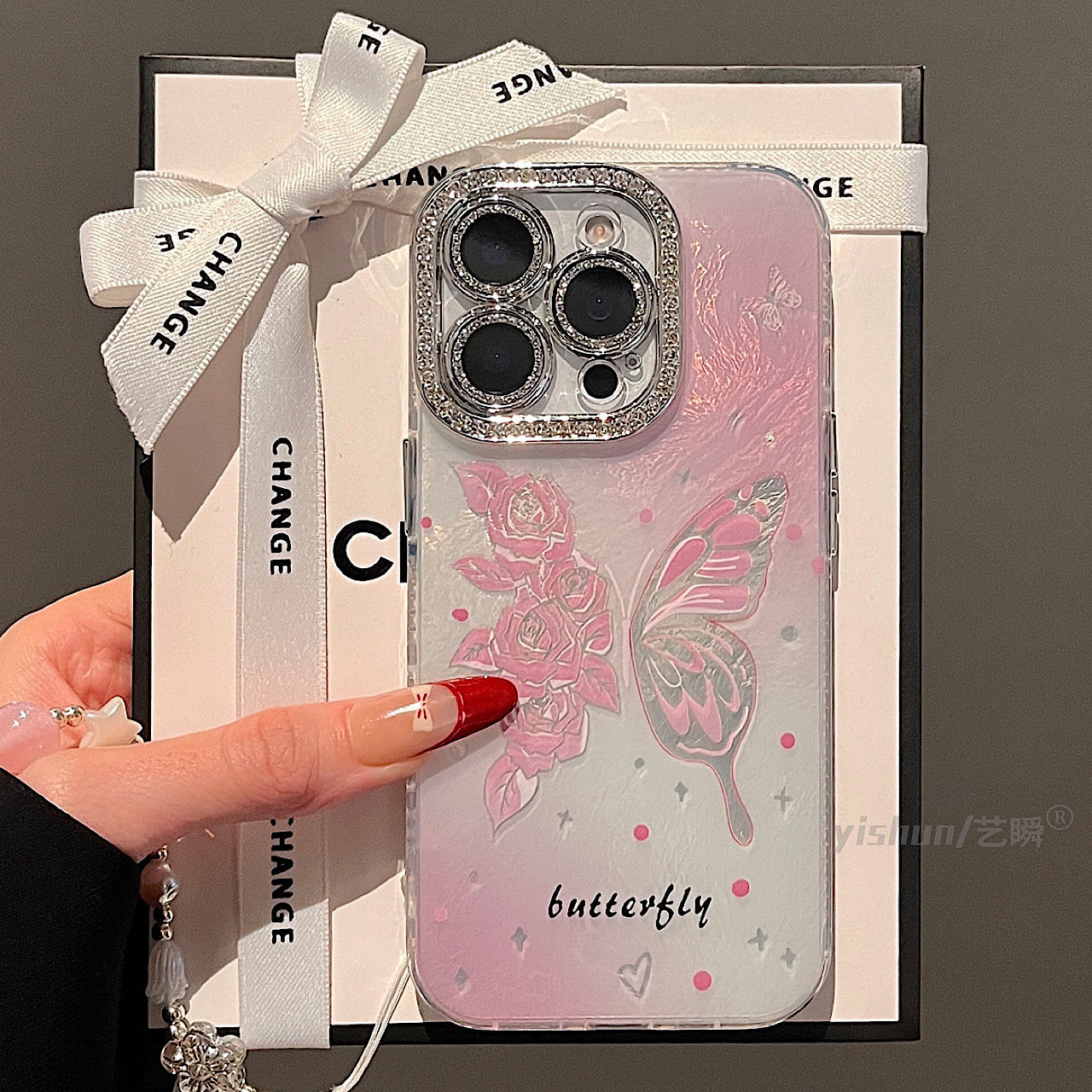iPhoneケース おしゃれ ピンク 蝶々 キラキラ カメラ保護付き スマホケース