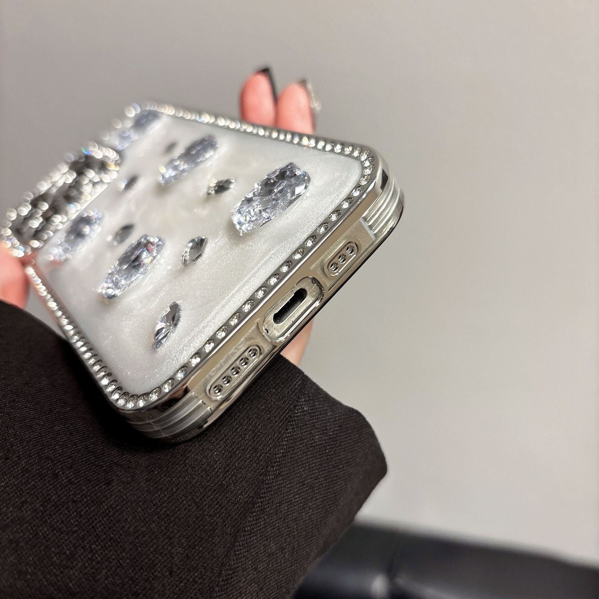 iPhoneケース かわいい 立体 ねこ キラキラ ホワイト スマホケース