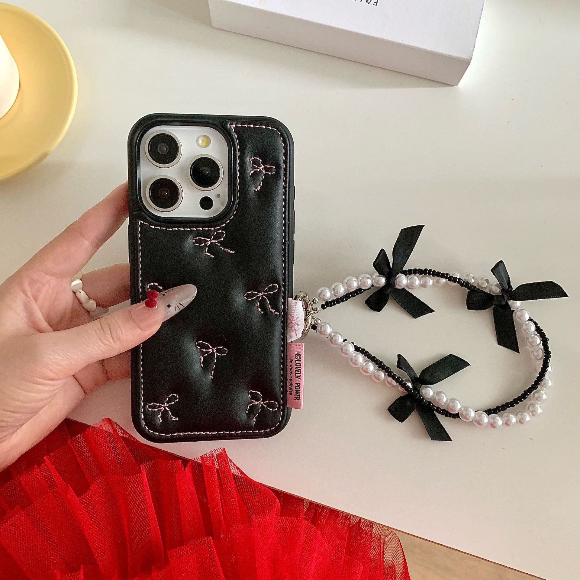 iPhoneケース おしゃれ 高級感 革質 結び目 リボン ハート ブラック スマホケース