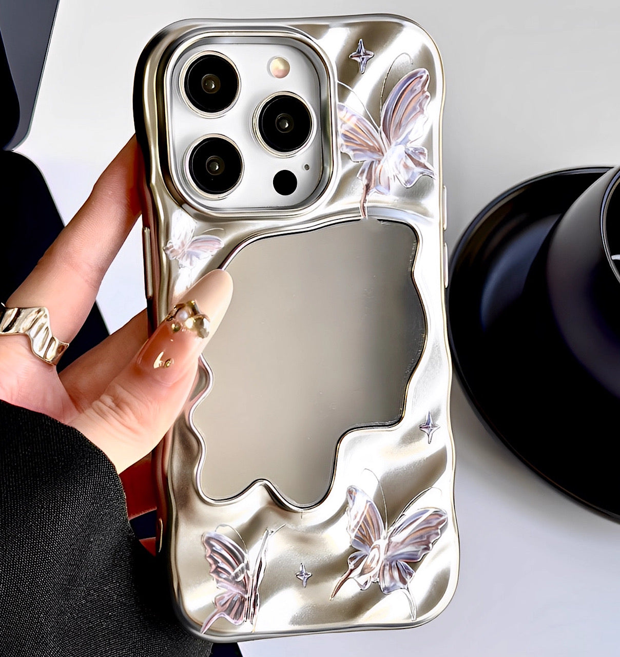 iPhoneケース バタフライシルバー ミラー付き スマホケース