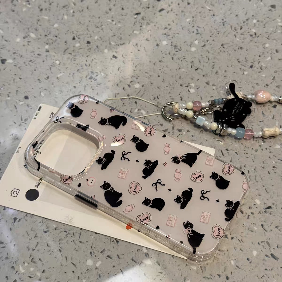 iPhoneケース かわいい 黒猫 ホワイト スマホケース