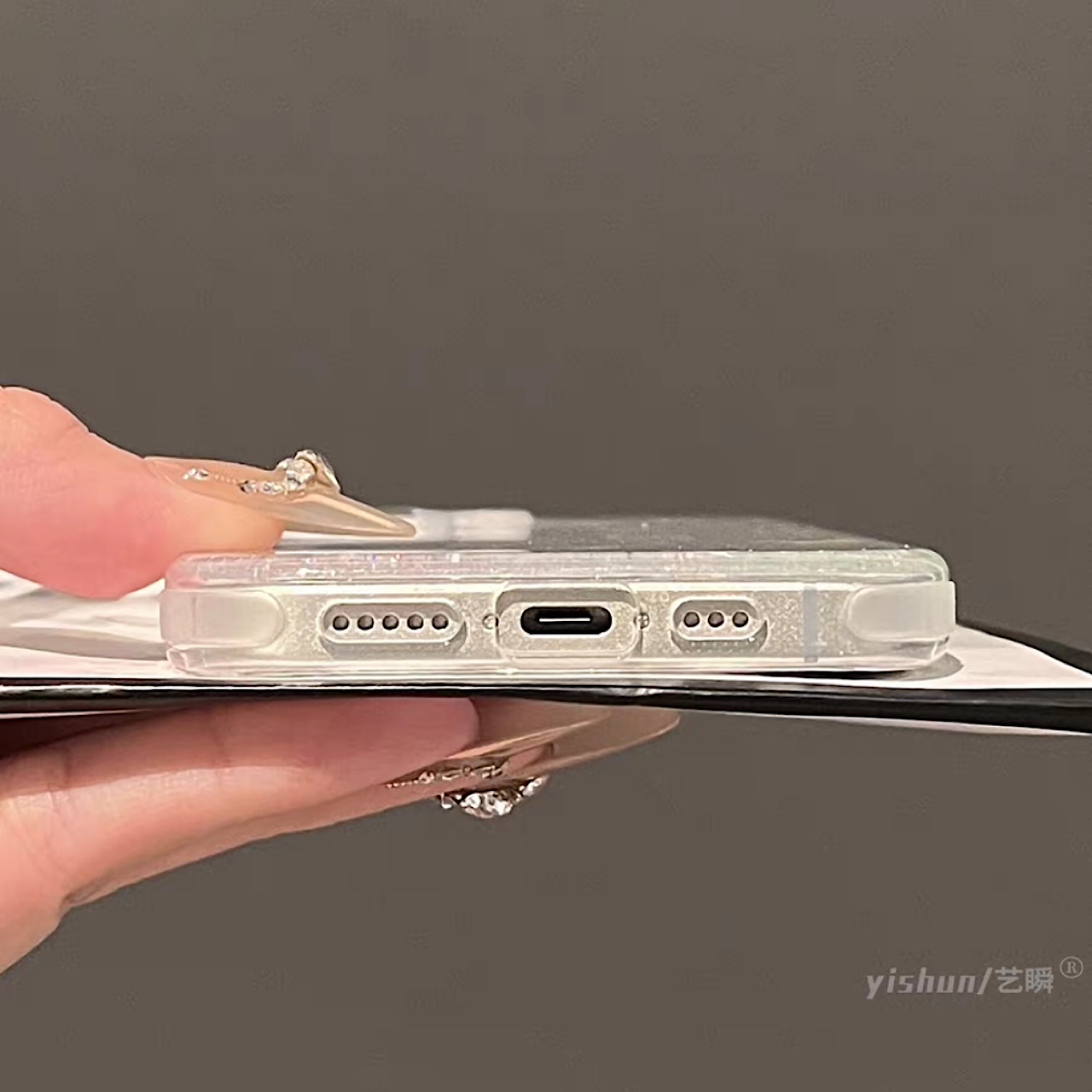 iPhoneケース カラフル 蝶々 キラキラ スマホケース